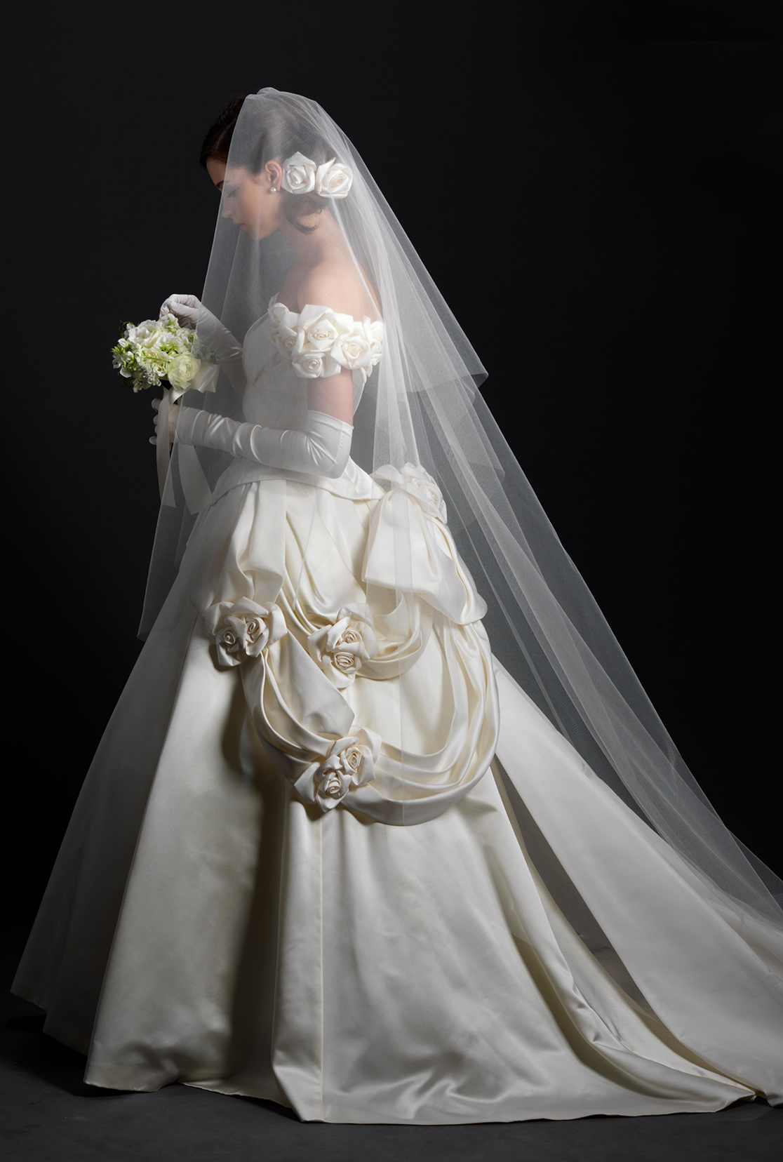 About Salon - サロンについて | Wedding dress | EMarie エマリーエ